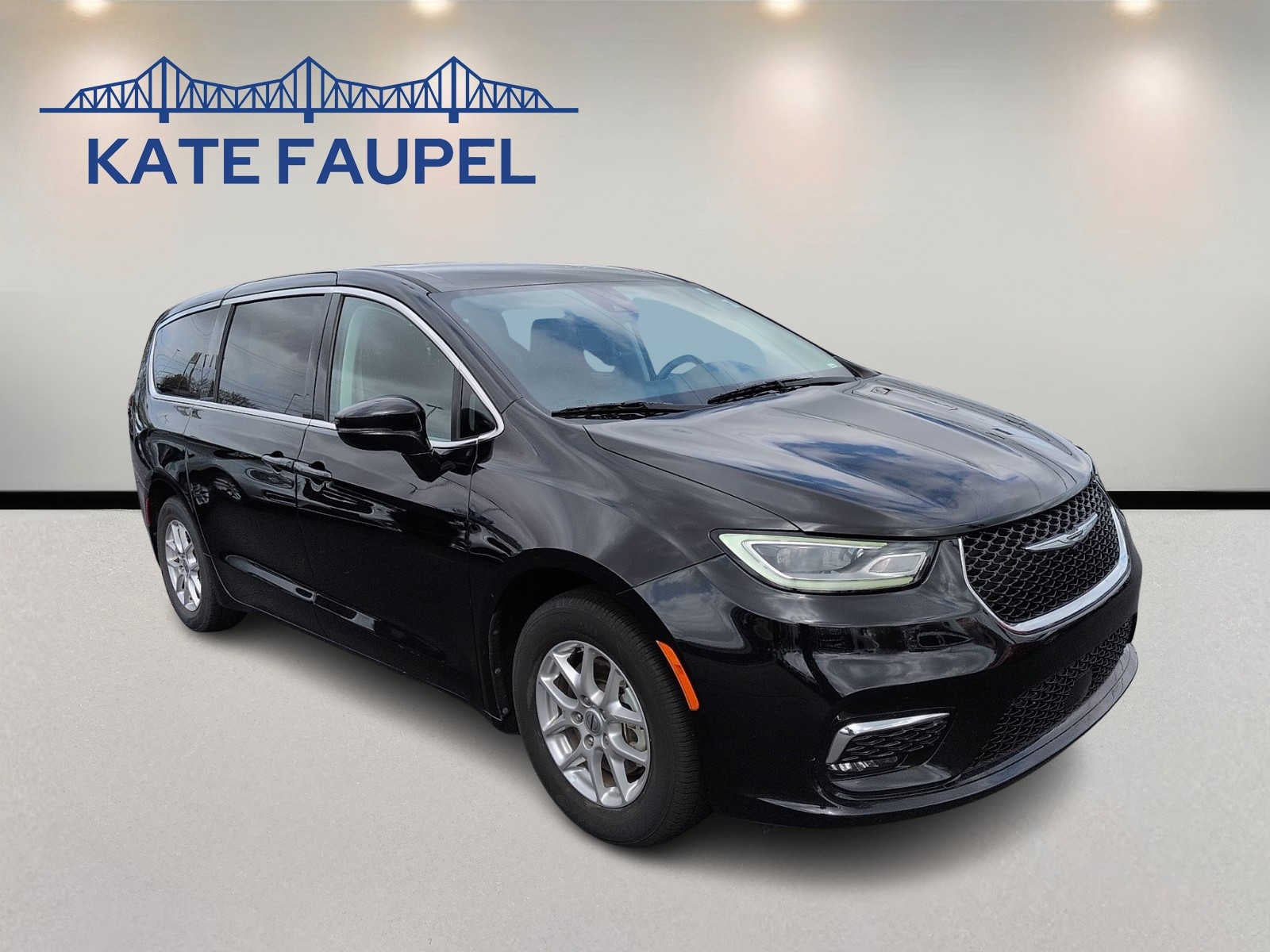 2024 Chrysler Pacifica Touring L in Black — front three-quarter view