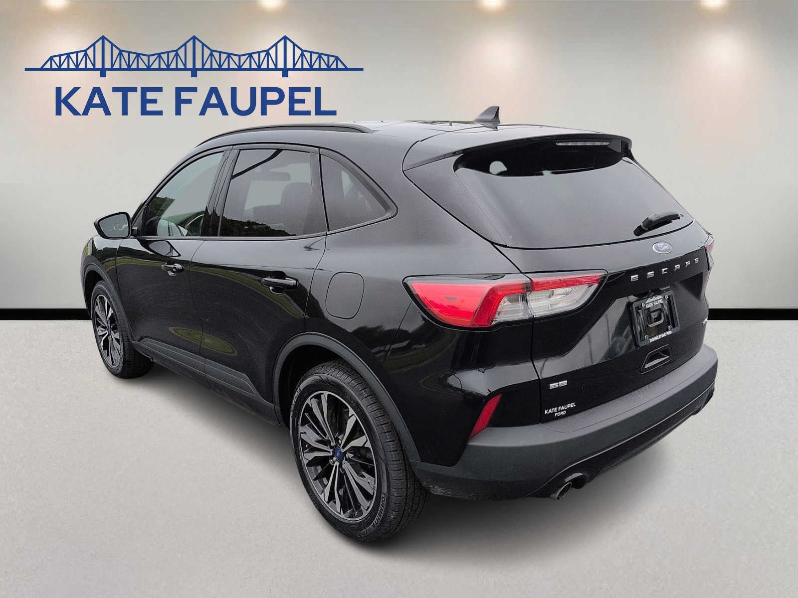 2022 Ford Escape — detail view