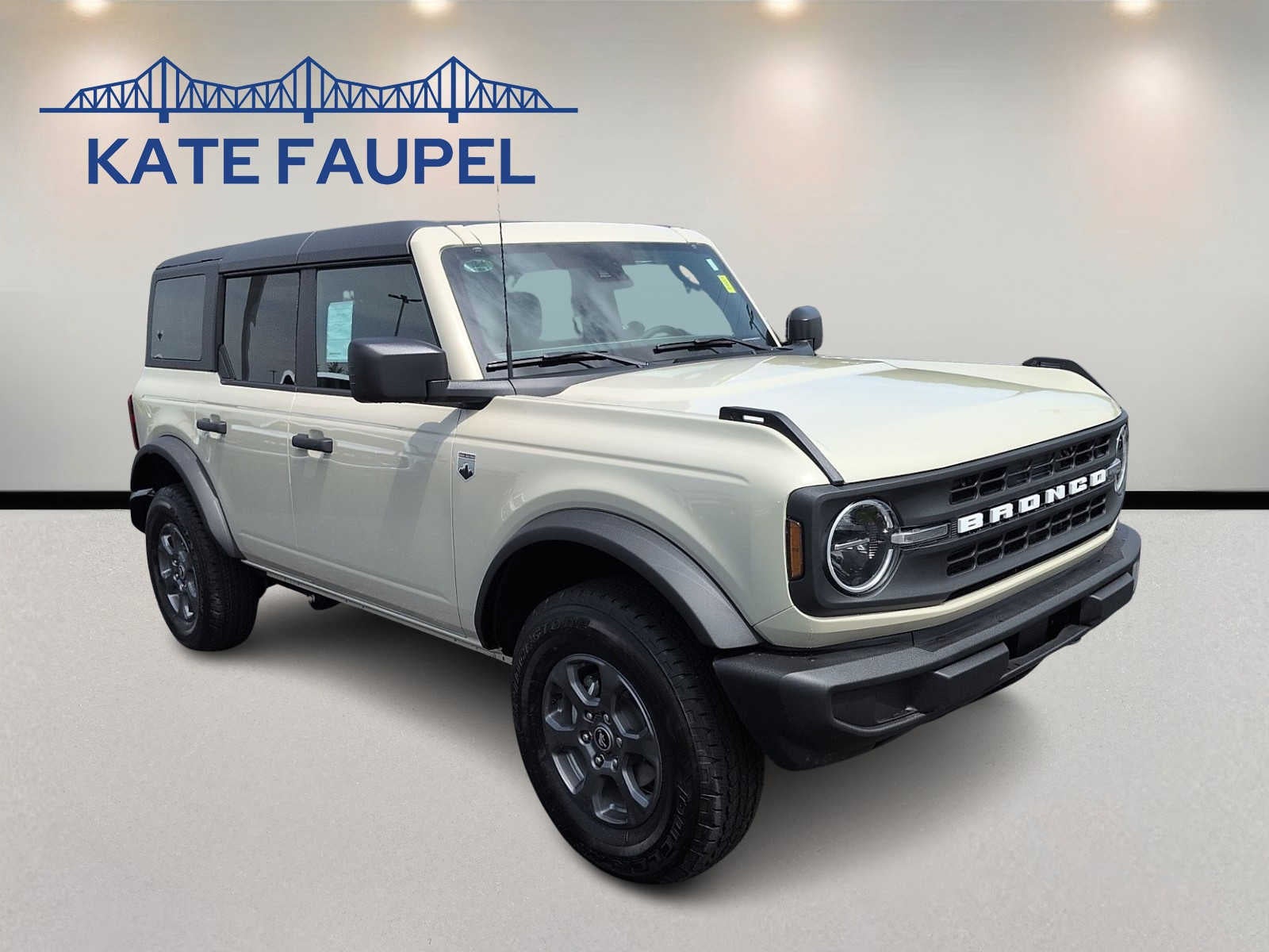 2026 Ford Bronco Big Bend in Desert Sand — front three-quarter view