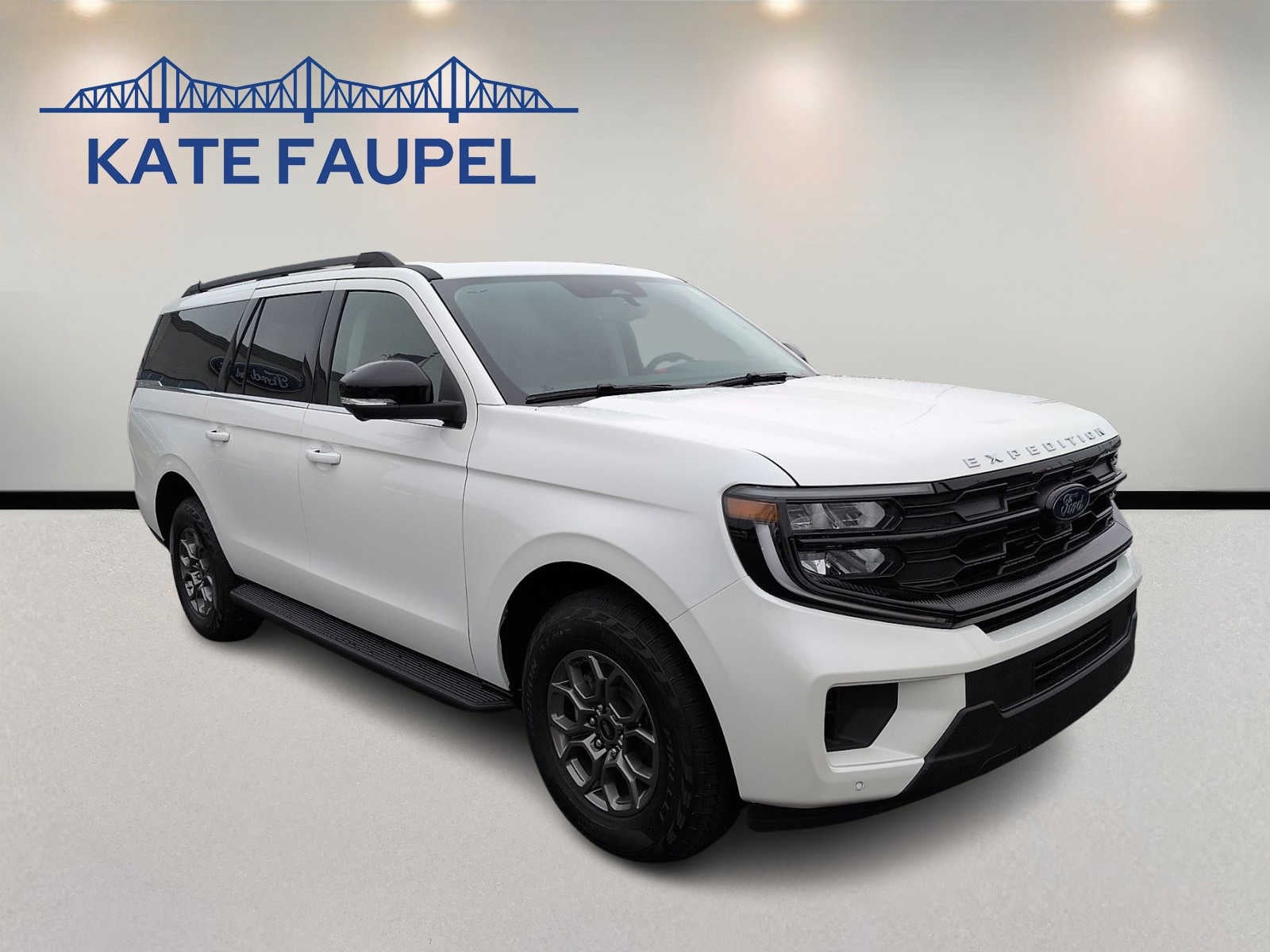 2026 Ford Expedition Max Active in Star White Metallic Tri-Coat — front three-quarter view