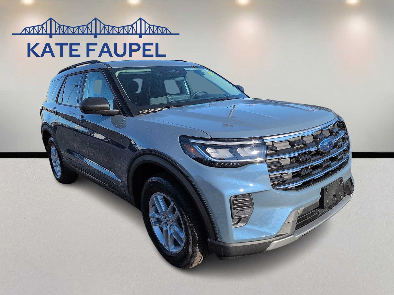 2026 Ford Explorer Active w/100A Pkg in Vapor Blue Metallic — front three-quarter view