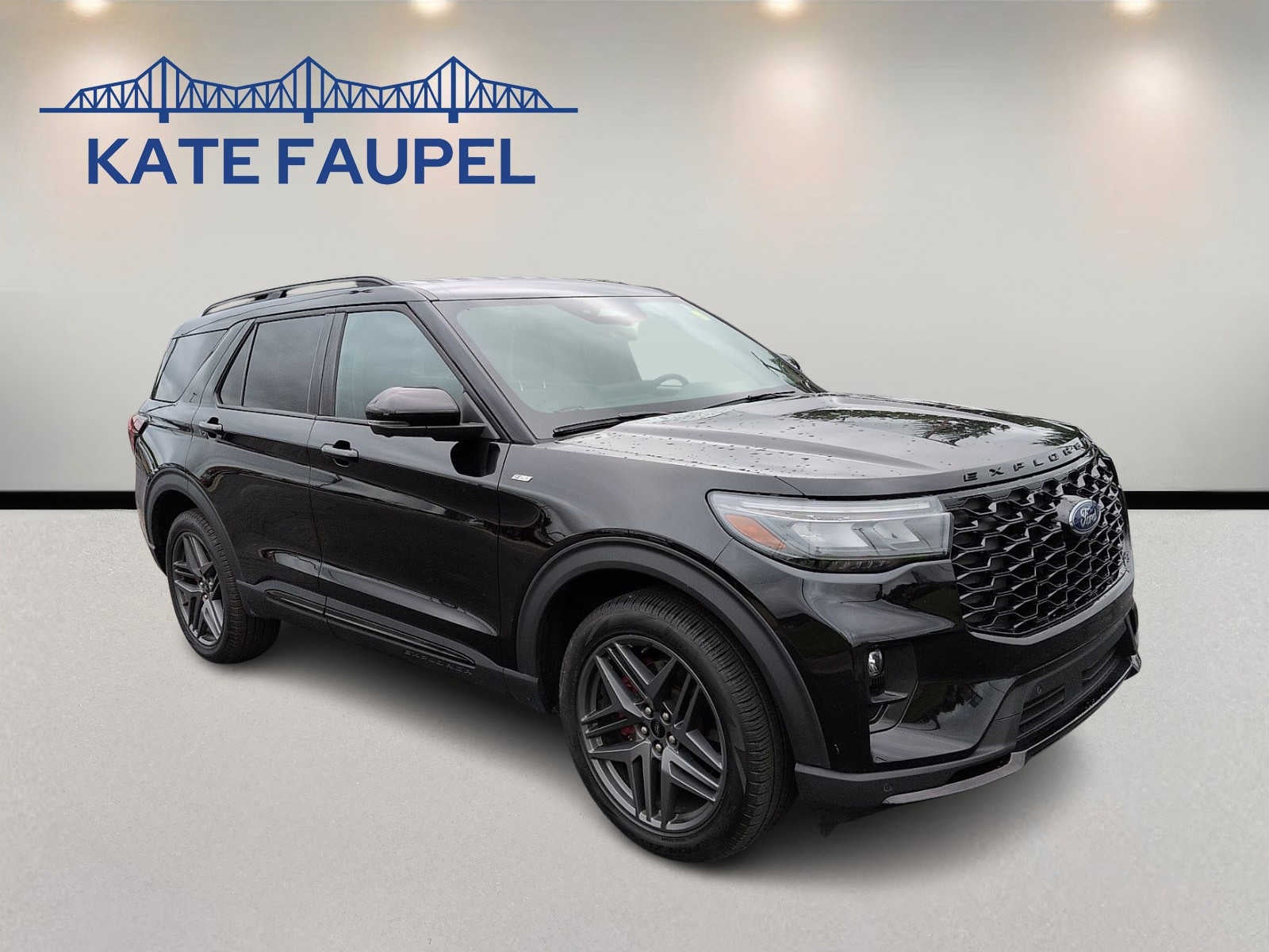 2025 Ford Explorer ST-Line in Agate Black Metallic — front three-quarter view