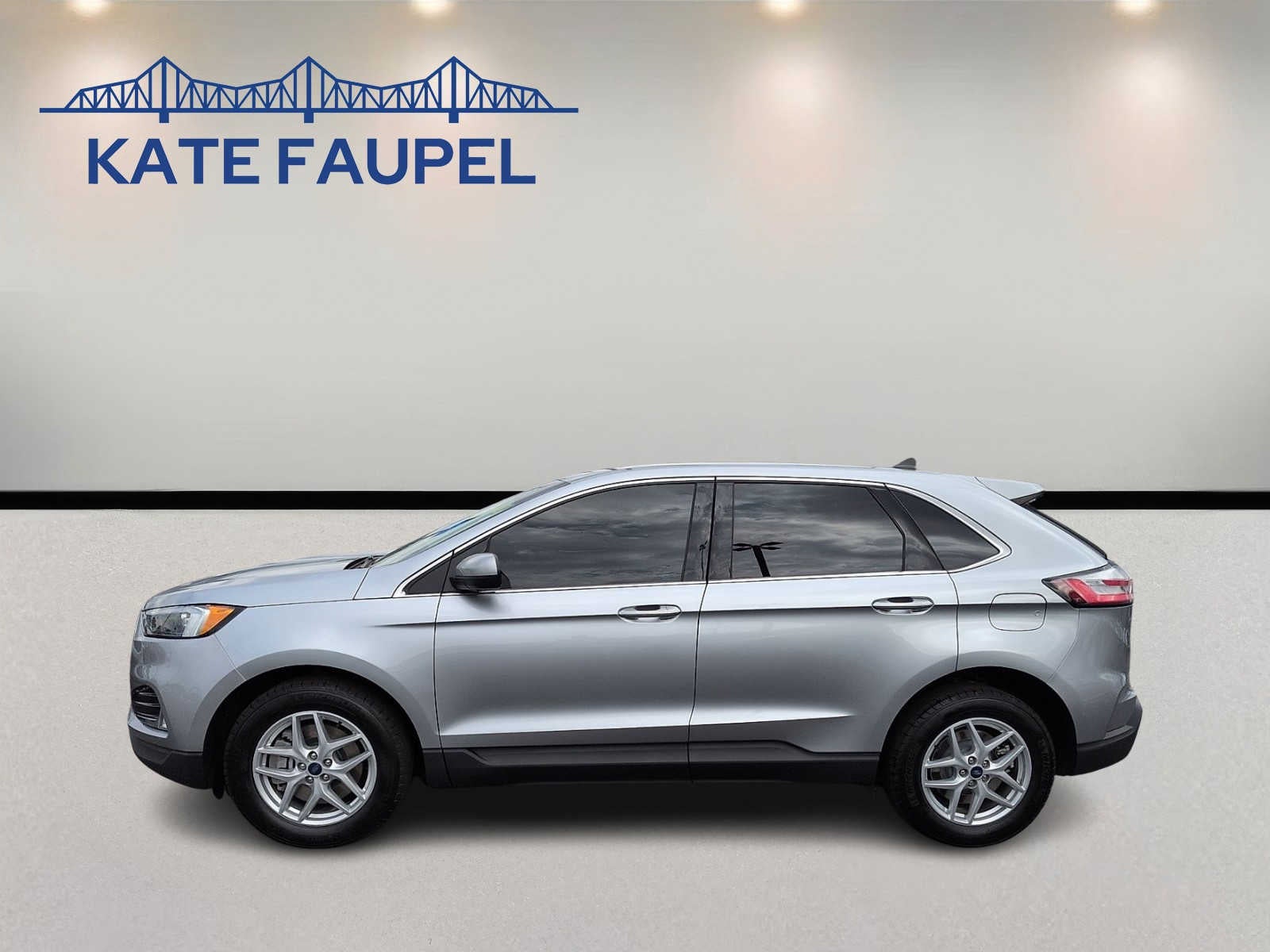 2022 Ford Edge — interior view